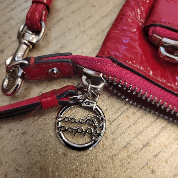 Coach Poppy Red Women's Bag.New. Never Used. - Picture 5 of 9